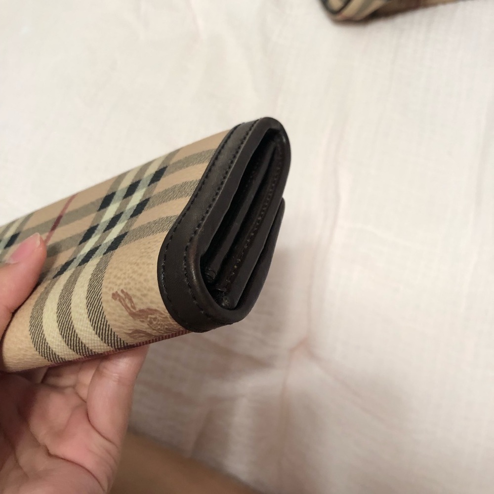 Burberry Wallet - Picture 7 of 7